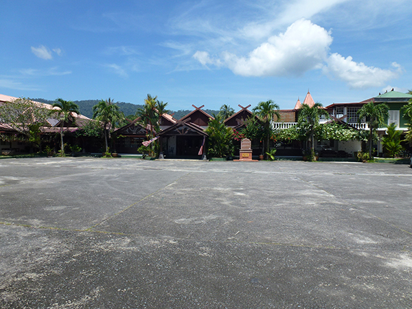 Current Atma Alam Batik Art Village showroom exterior