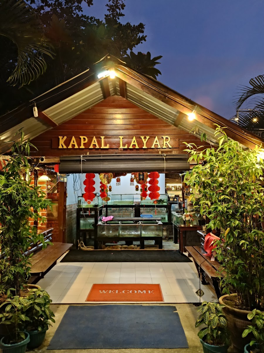 Seafood dishes presented by Kapal Layar Restaurant in Langkawi